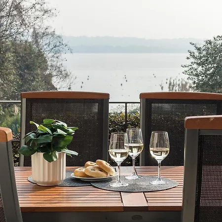 Apartment La Baia By Garda